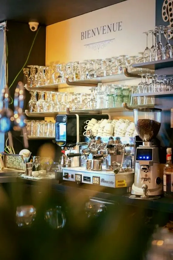Coffee Bar – professionele espresso-toog en glazen